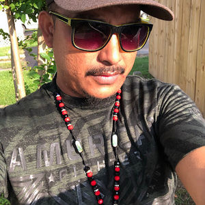 Meet your Posher, Cesar